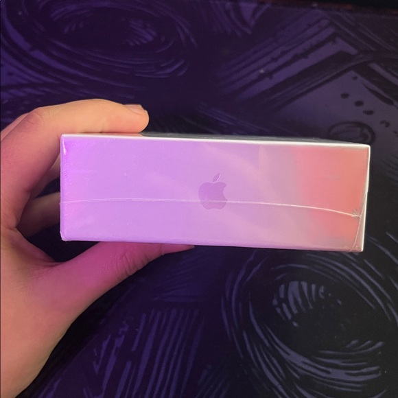 Apple AirPods sealed - Picture 5 of 6